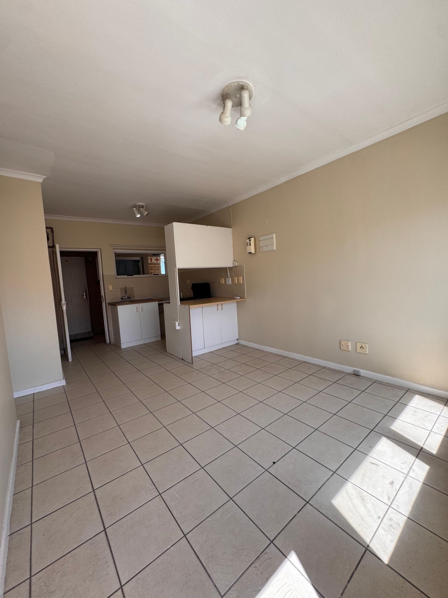 To Let 2 Bedroom Property for Rent in Strand Central Western Cape